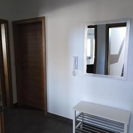 Villa Luce Apartment House Karlobag Buitenkant foto