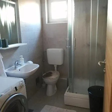 Villa Luce Apartment House Karlobag Buitenkant foto