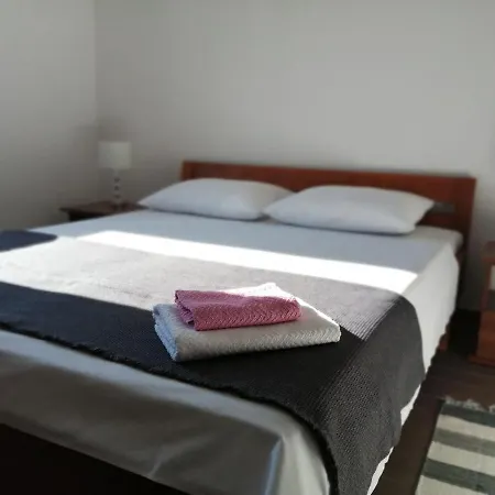 Villa Luce Apartment House Karlobag Buitenkant foto