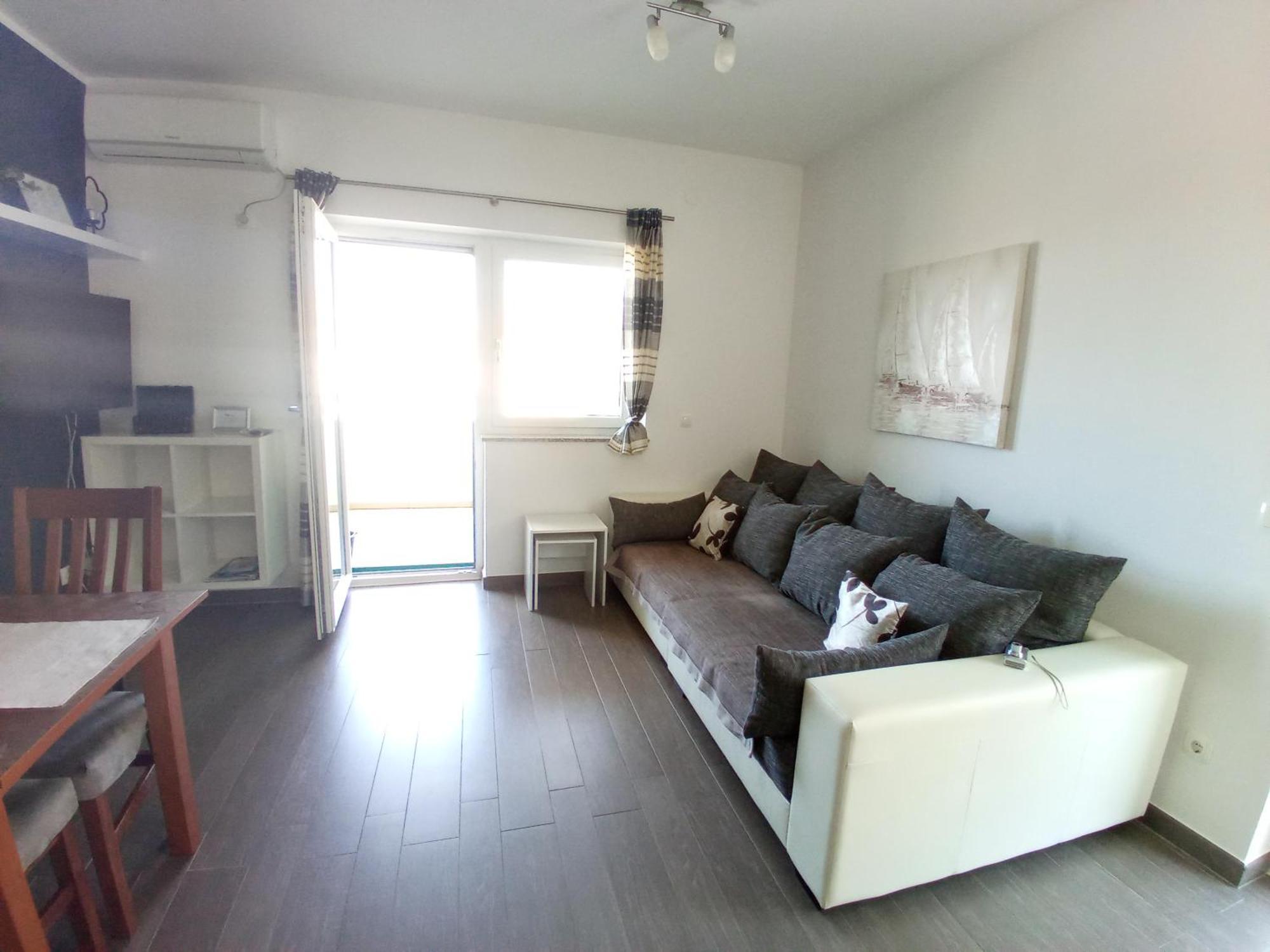 Apartment Luce House *