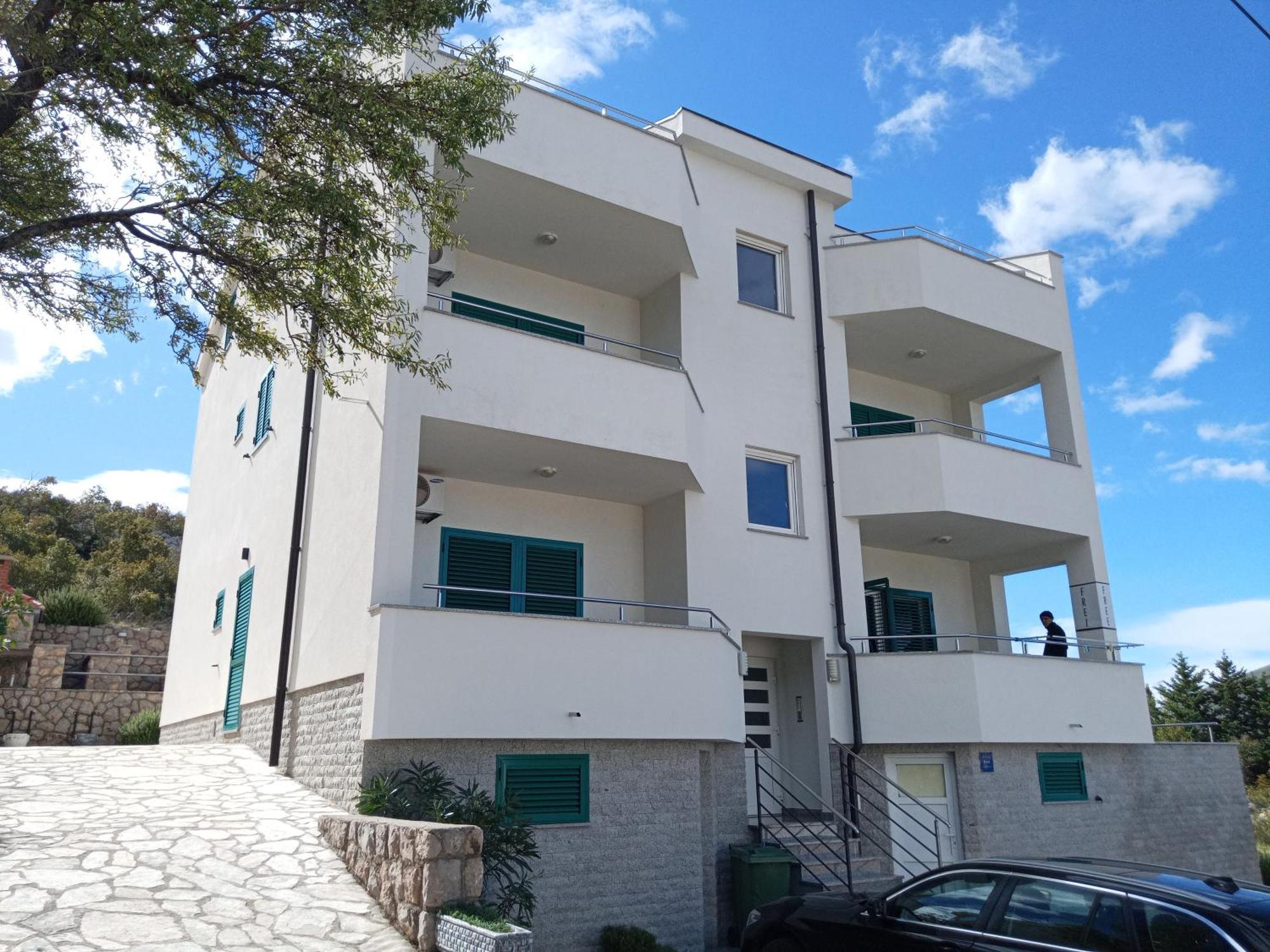 Apartment Luce House