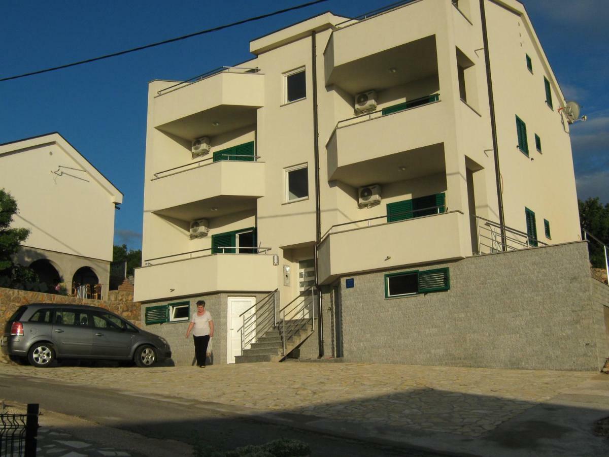 Luce House Apartment *